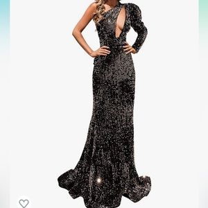 NWT gorgeous black/gold sequin evening gown